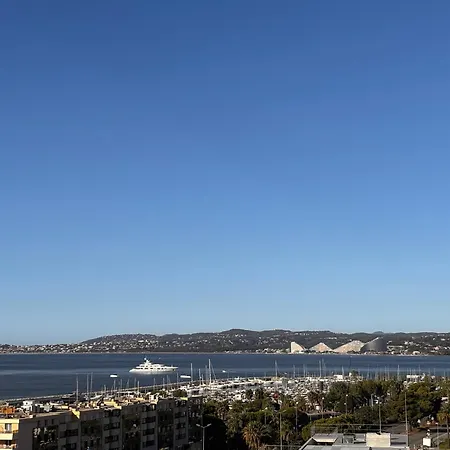 Seaside View - سا لُرون دو فار