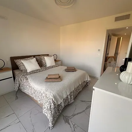 Seaside View Laurent Appartamento Saint-Laurent-du-Var