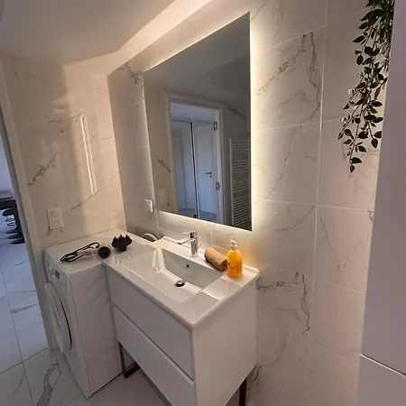 Seaside View Laurent Saint-Laurent-du-Var